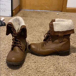 size 9 boots
